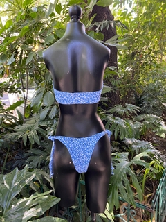 Bikini azul floreado - comprar en línea