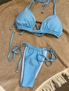 Bikini azul claro