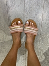 Sandalias rosa con dorado