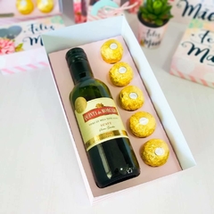 Caixa c/ Mini Vinho e bombons Dia das Mães (Ref. 0516) - comprar online