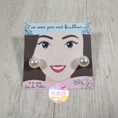 Cartão c/ Brincos Dia da Mulher (Ref. 0432) - Lili Morales Festas e Presentes Personalizados