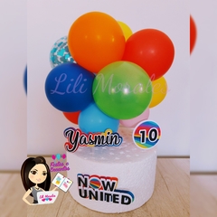 Topo Balão Mini Arranjo Now United p/ bolo 20cm (Ref. 0079)