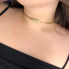 Chocker pena dourada