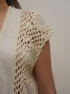 Saco corto con terminaciones en crochet - comprar online