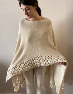 Poncho Encuentro Crudo - comprar online