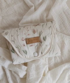 Cambiador Pocket Portátil Flower Tuli - comprar online