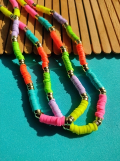 Choker emborrachada rainbow