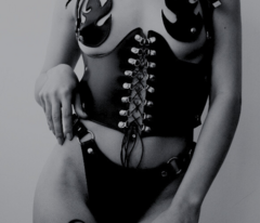 Banner de la categoría CORSET BAJO BUSTO