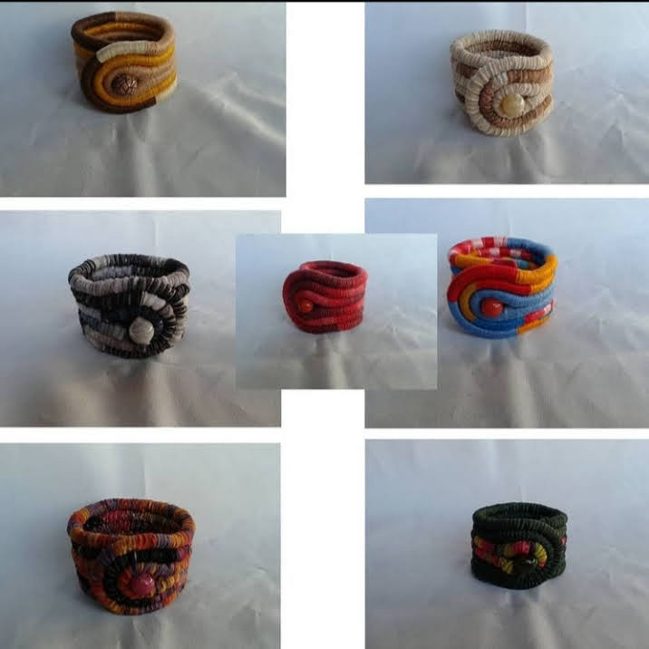 PULSEIRAS E BRACELETES