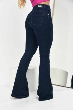 Grade 5 Peças - Calça Jeans flare, escura lisa, cintura alta, com lycra - loja online