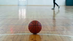 Bola De Basquete Basketball Tamanho Padrão Ótima Qualidade na internet