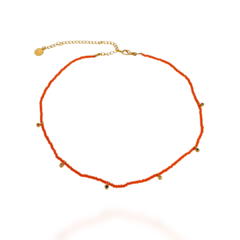 CHOKER SUMMER JADE LARANJA E PONTOS DE LUZ COLORIDOS BANHADO A OURO 18 K - 40 cm - comprar online