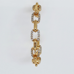 BRINCO ELOS PARIS - BRINCO DE ARGOLA BANHADO A OURO 18K COM ELOS CRAVEJADOS DE ZIRCÔNIAS 4,5 cm - ALLEGRA Acessórios e Moda Para Mulheres