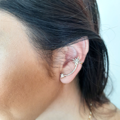 BRINCO ESTRELA NOVA YORK - BRINCO EARCUFF BANHADO A OURO 18K E ZIRCÔNIAS - ALLEGRA Acessórios e Moda Para Mulheres