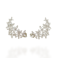 BRINCO EARCUFF CELEBRATION FLORES CRAVEJADO DE ZIRCÔNIAS E BANHO EM RÓDIO - 5 cm - comprar online