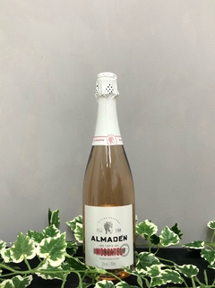 Miolo Almadén Espumante Moscatel Rosé