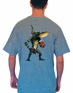 60 - REMERA GREMLIN VICIOS