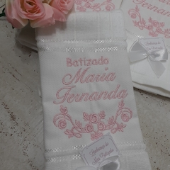 comprar-toalha-batizado-batismo-bordada-personalizada-bebê-menina