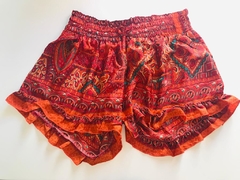 Shorts Dina en internet