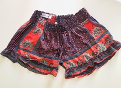 Shorts Dina en internet