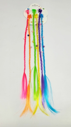 trenza , broche de colores