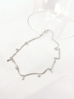 Choker Folhas Zircônia em Ródio Branco