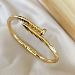 PULSEIRA ESTILO PREGO BANHADA A OURO 18K E RÓDIO na internet