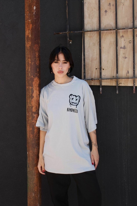 Remera Oversize Kindness Unisex