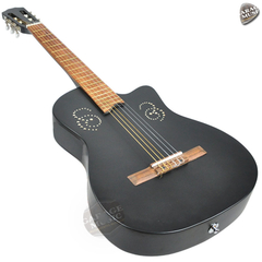 Guitarra Criolla Clasica Media Caja Corte 300 Mate Pua