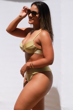 Biquíni Hot Pant 2.0 - Dourado - Favorita Fashion Beachwear - Moda Praia - Moda Fitness