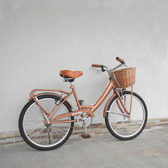 CLAUDIA BRONCE - Old Tradition Bike