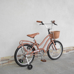 ELENITA BRONCE - Old Tradition Bike