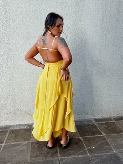 VESTIDO MIDI LARISSA MANTEIGA na internet