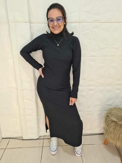 VESTIDO MIDI CANELADO COM POLIAMIDA PRETO