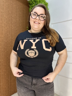 T-SHIRT NYC PRETO - comprar online