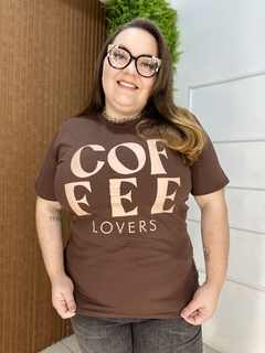 T-SHIRT PLUS COFFEE LOVERS MARROM