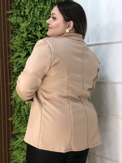 BLAZER NEOPRENE PLUSSIZE COM COSTURA BEGE - comprar online