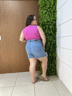 SHORT SAIA JEANS PLUS LAVAGEM CLARA na internet