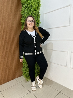 CARDIGAN DE TRICÔ PLUS PRETO E BRACO - comprar online