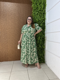 VESTIDO CHAMISE DUNA PLUSSIZE ESTAMPADO VERDE