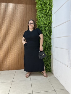 VESTIDO LONGO COM BOLSINHO PRETO