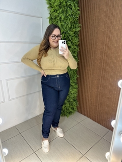 CALÇA JEANS ESCURA MACIA PLUSSIZE