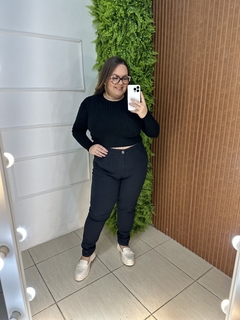 CALÇA JEANS PRETA PLUSSIZE