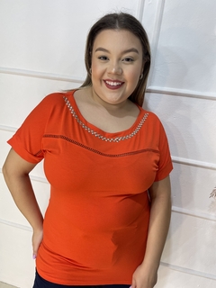 BLUSA LARANJA COM RENDA - comprar online