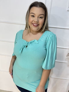 BLUSA COM AMARRAÇÃO FRONTAL VERDE AGUA - comprar online