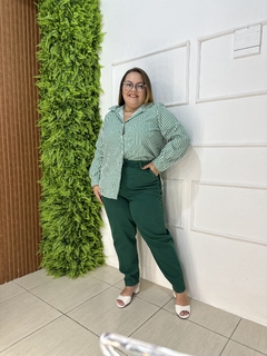 CALÇA JEANS RECORTE ZARA VERDE na internet