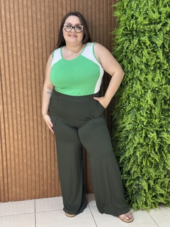 CALÇA VISCOLYCRA COM BOLSO VERDE MILITAR