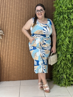 VESTIDO MIDI COM AMARRAÇÃO NA CINTURA ESTAMPADO AZUL