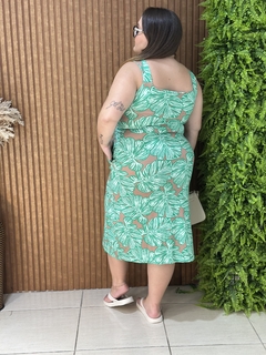 VESTIDO MIDI ALÇA COM BOTÕES ESTAMPADO VERDE - comprar online