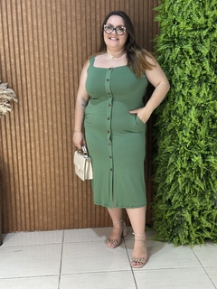 VESTIDO MIDI ALÇA COM BOTÕES VERDE OLIVA